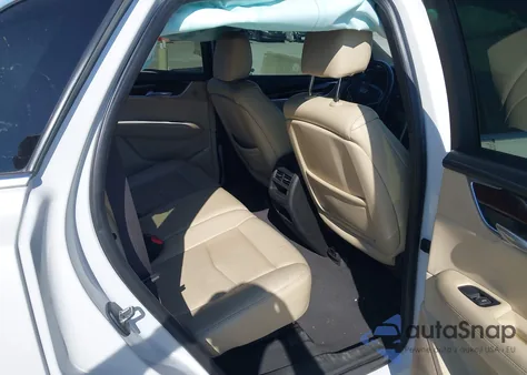 2018 Cadillac Xt5 Luxury z USA, uszkodzony, nr VIN 1GYKNCRS8JZ106249